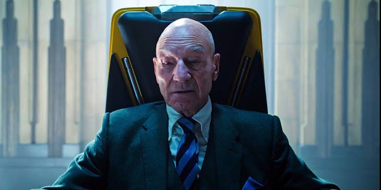 Patrick Stewart como Professor Xavier em Doutor Estranho no Multiverso da Loucura
