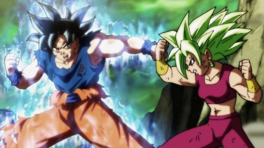 Kefla enfrentando Goku