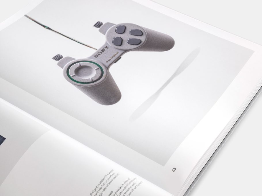 Material visual do livro de 30 anos da PlayStation
